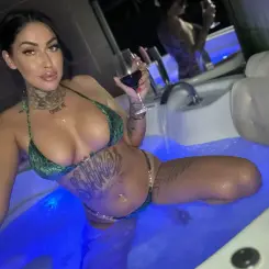 Natasha, Masszázs VIII. kerület, 26 év Nő VIII. kerület Budapest Magyarország, +36202338026